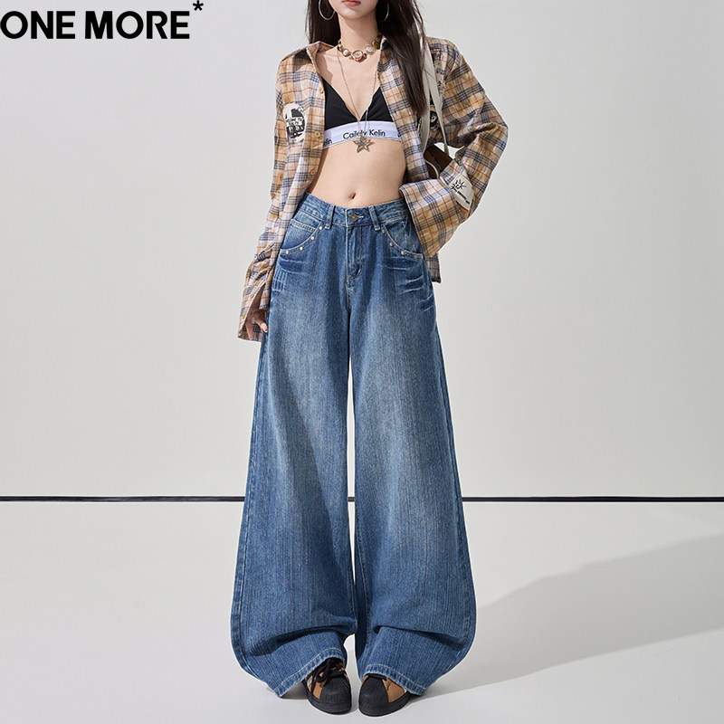 One More重工铆钉工艺中低腰阔腿牛仔裤女春季新款百搭宽松直