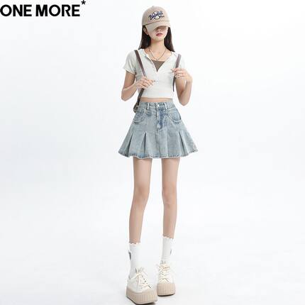 One More小众外穿浅色牛仔短裙女夏季新款百褶裙高腰短款半身短裙