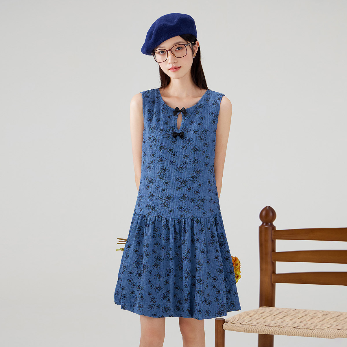 设计感蝴蝶结碎花背心裙2026夏季薄款无袖连衣裙女小个子短裙