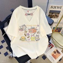 特大码2-300斤胖mm潮牌棉V领皮扣短袖T恤女时尚夏季韩版宽松上衣