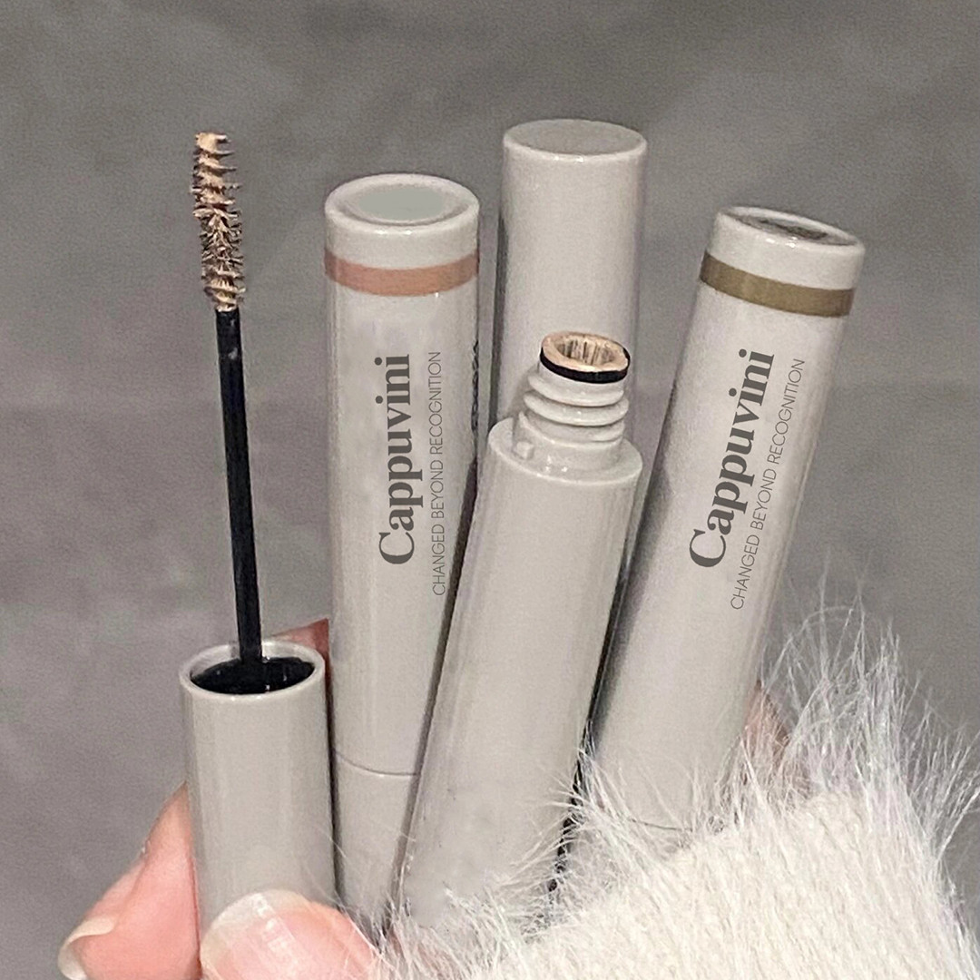 不脱妆！保湿自然染眉膏