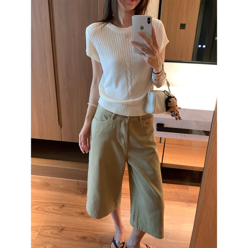 坑条肌理简约短袖针织上衣女圆领