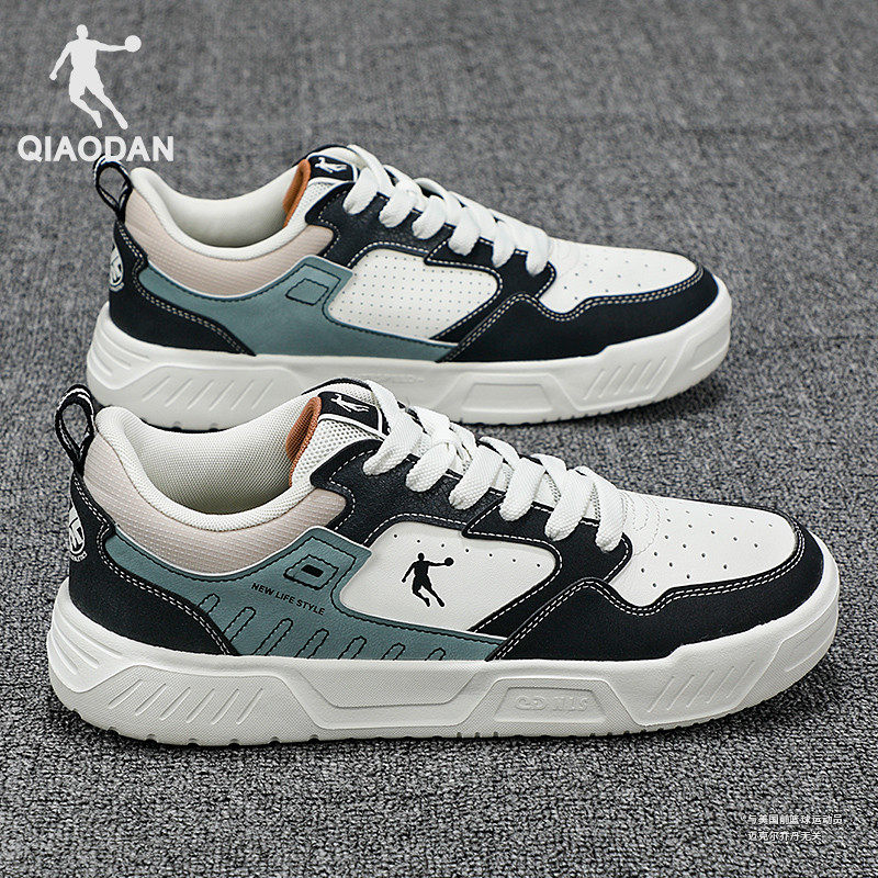 乔丹板鞋男鞋低帮鞋子男生运动鞋