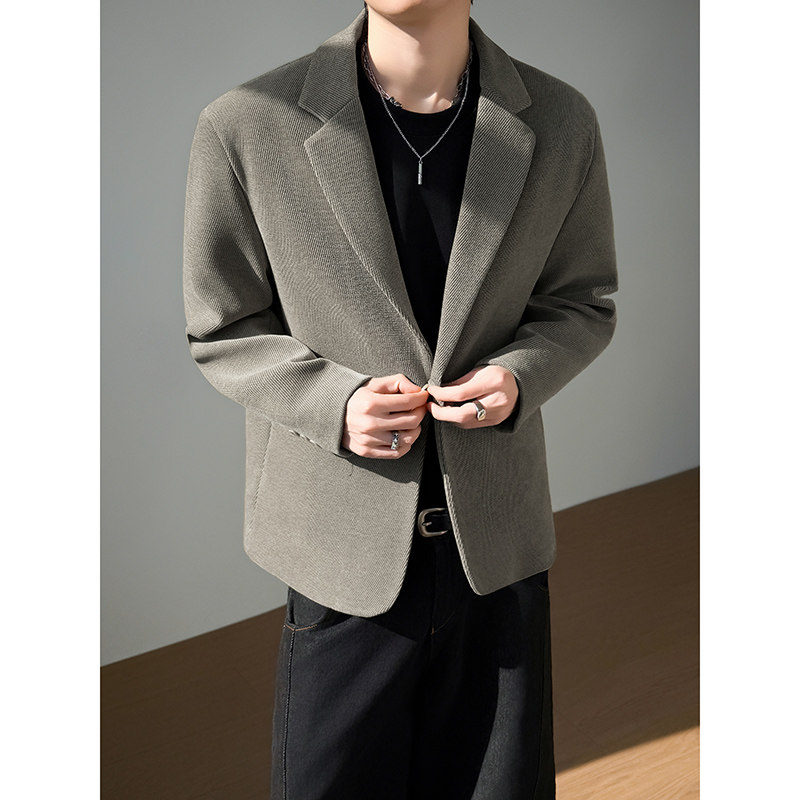 模特图~春季简约肌理感面料休闲西装外套YJ6016/P115，男装西服套装，电商B331