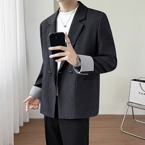 模特图~2026春季牛仔拼色双门禁设计休闲西装外套 K8803/P105图片