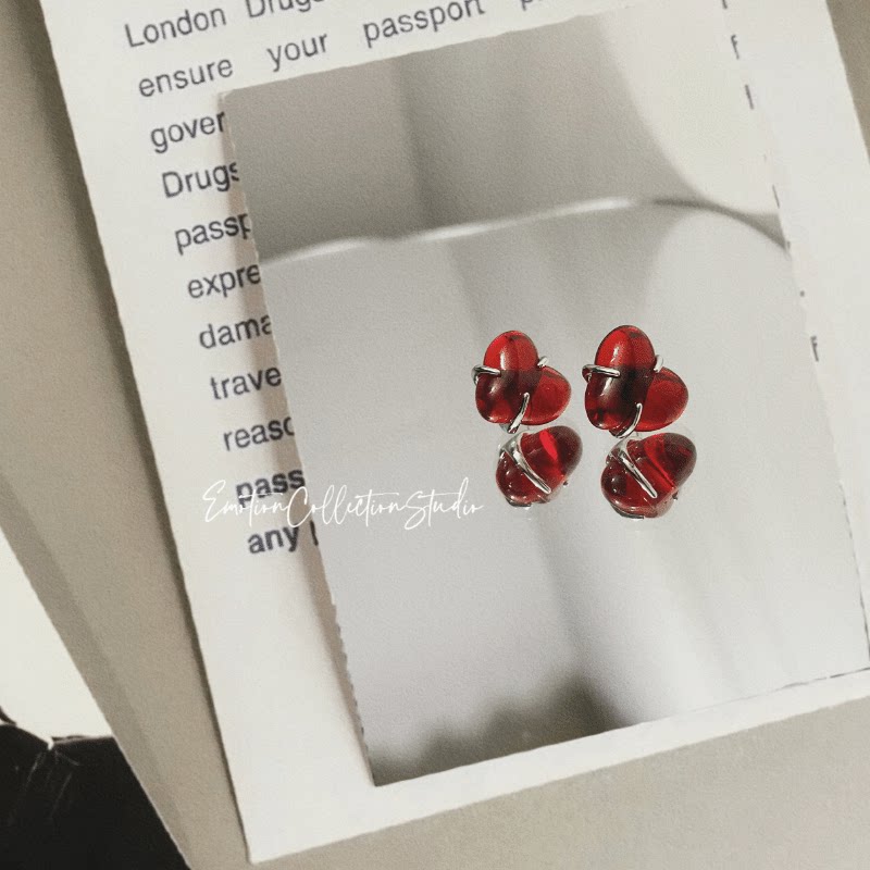 小众红色爱心耳钉情人节心形耳环