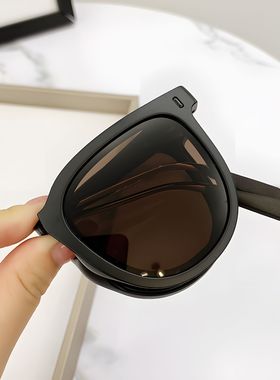 新款折叠墨镜女感户外太阳镜男开车专用墨镜强光遮阳镜百搭防晒超
