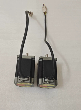 议价日本东方步进电机PKE569AC，原装拆机，实物图拍摄。