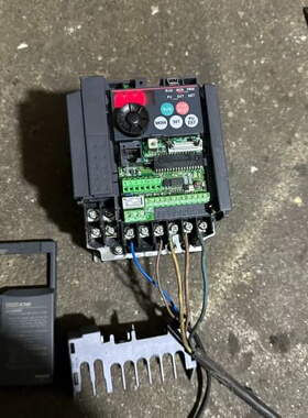 议价三菱FR-E720-1.5K-40变频器1.5KW,3PH/