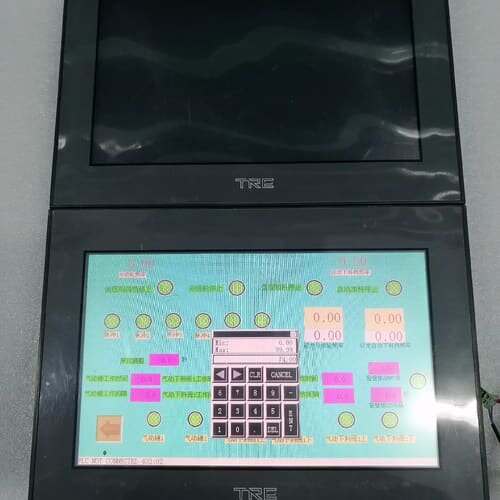 议价天仁触摸屏TP210T-24V，现货两台，通电如图，触摸没问