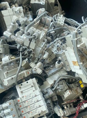 议价SY5140R-5D0，SY7240-5DZ电磁阀，SMC原