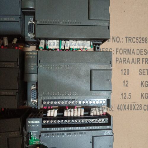 议价PLC S7-200 CPU224三个有个壳子破损，扩可维修