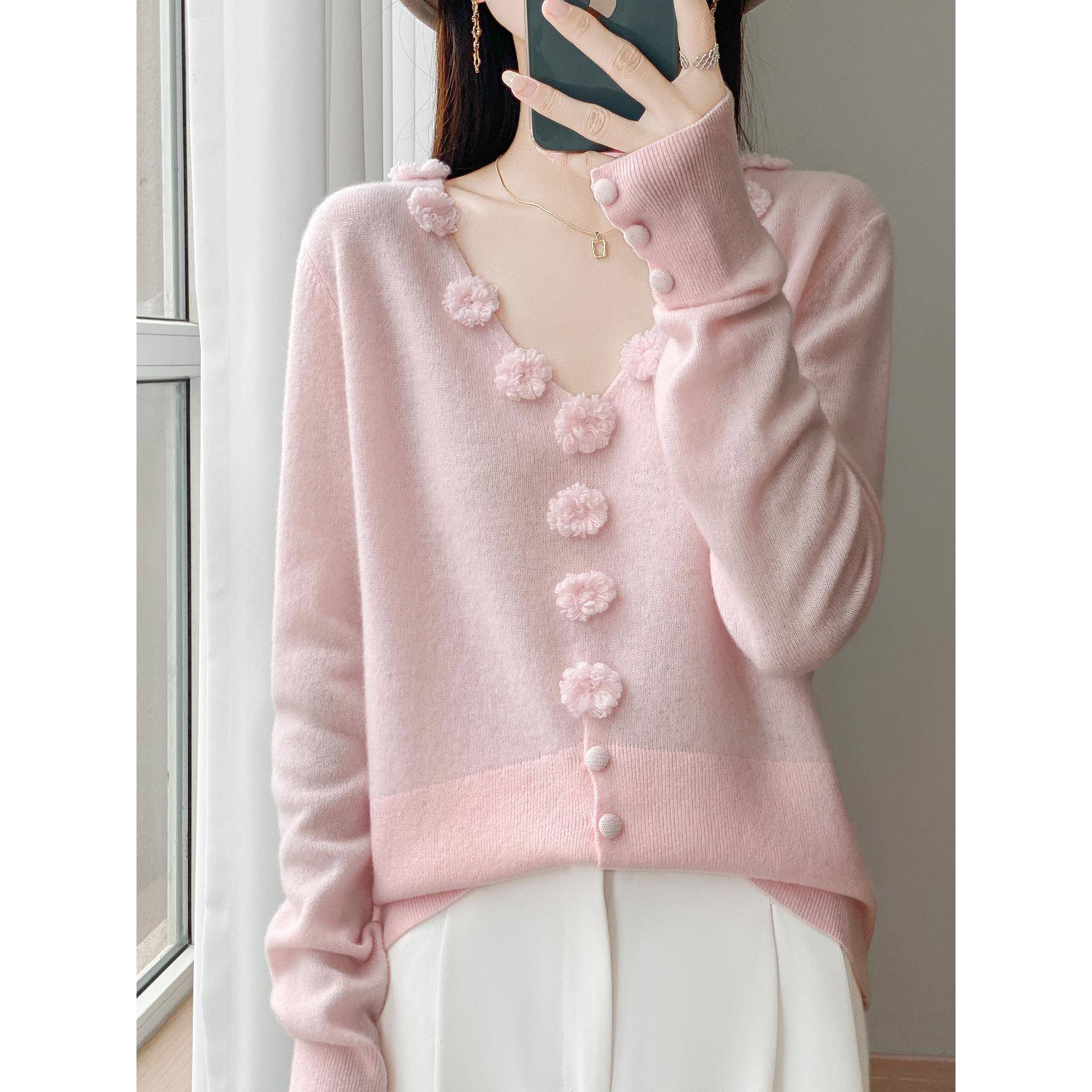 V领100%纯羊毛衫针织毛衣女刺绣流苏花朵长袖上衣宽松打底羊毛衫