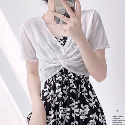 吊带裙外搭女夏小披肩短袖防晒罩衫扭结网纱短款上衣轻薄洋气坎肩