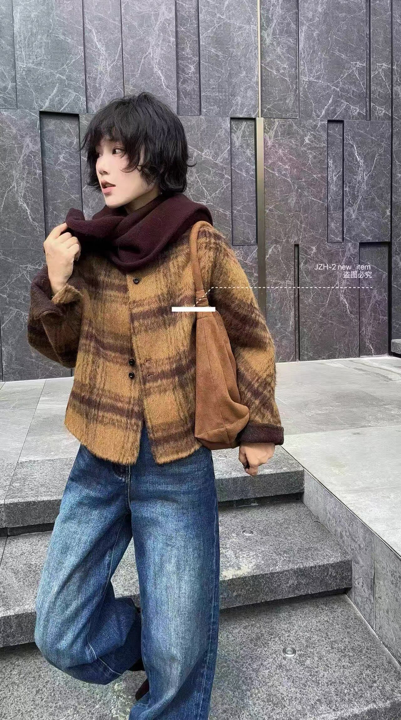 欧洲站2025秋冬新款时尚圆领宽松格子羊毛呢大衣短外套女17077