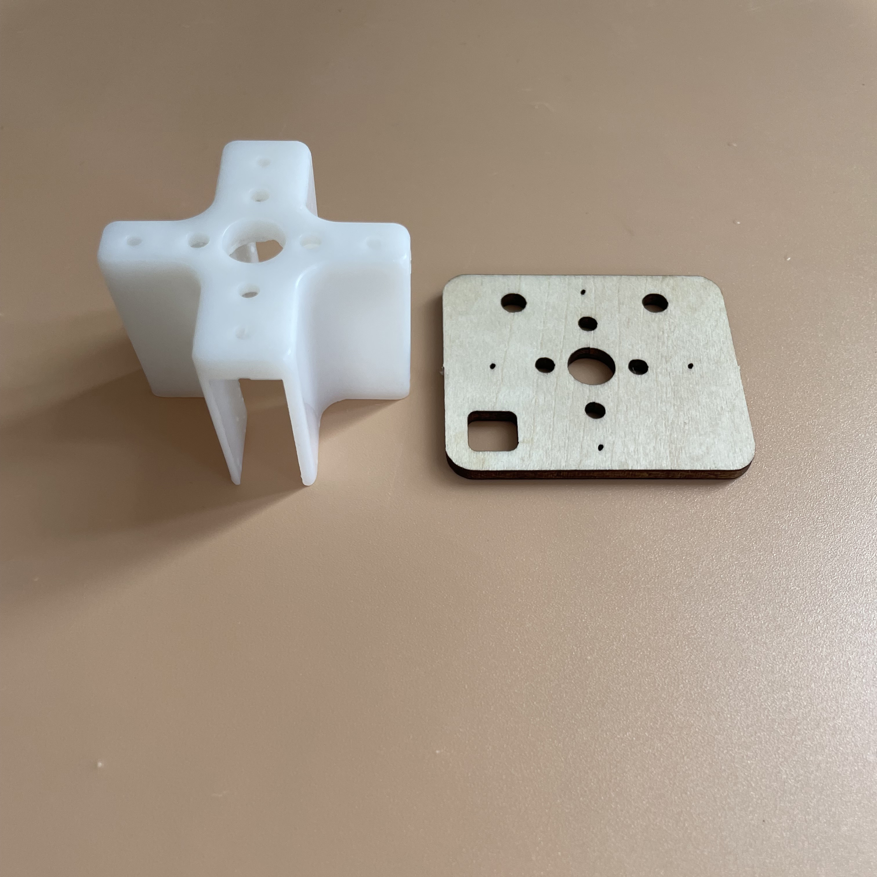 ft系列飞机通用电机座十字塑料