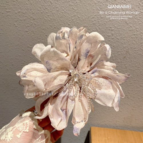 新中式氛围感仙美晕染花朵抓夹女