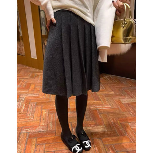 富尔大码定制女装肥妹妹灰色压褶毛呢半身裙冬高腰显瘦休闲中短裙