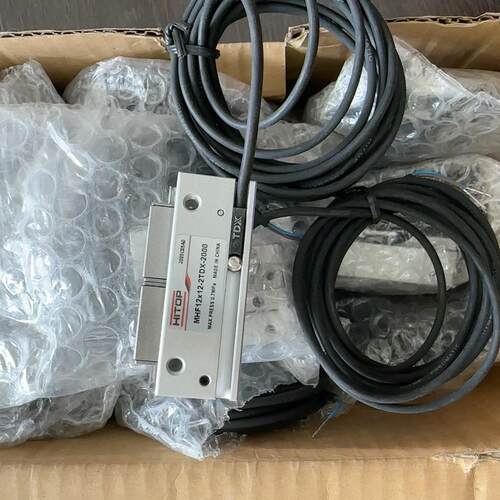 HITOP滑台气缸手指MHF12x12-2TDX-2000整