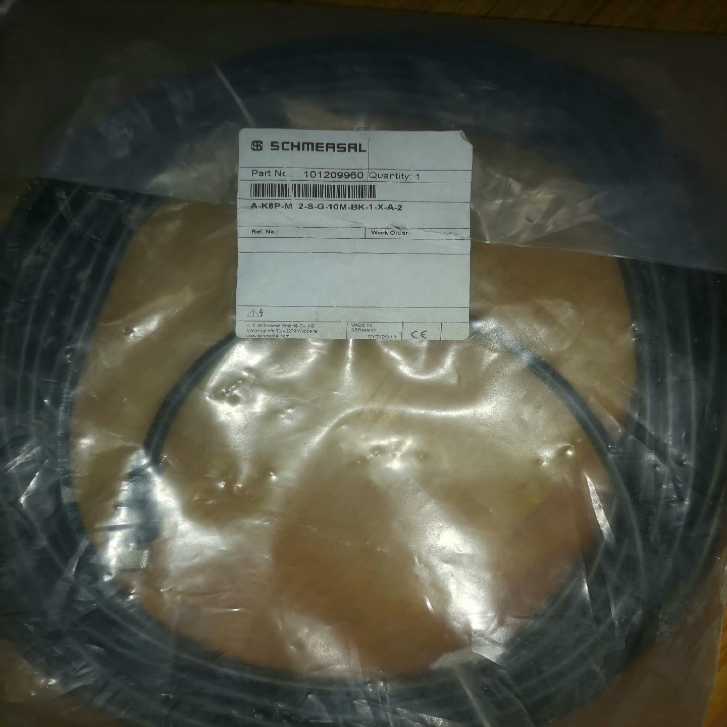 SCHMERSAL德国A-K8P-M12-S-G-10M-B