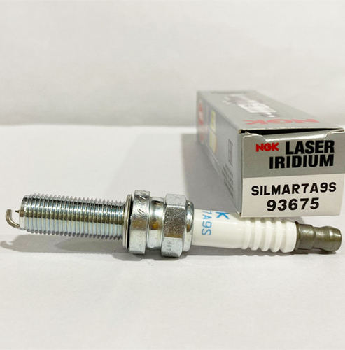 日本NGK贵金属铱金火花塞SILMAR7A9S火星塞对应LMAR6C-9