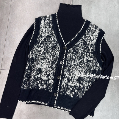 两件套V领提花针织马甲女2025冬季新款复古毛衣背心叠穿两件套