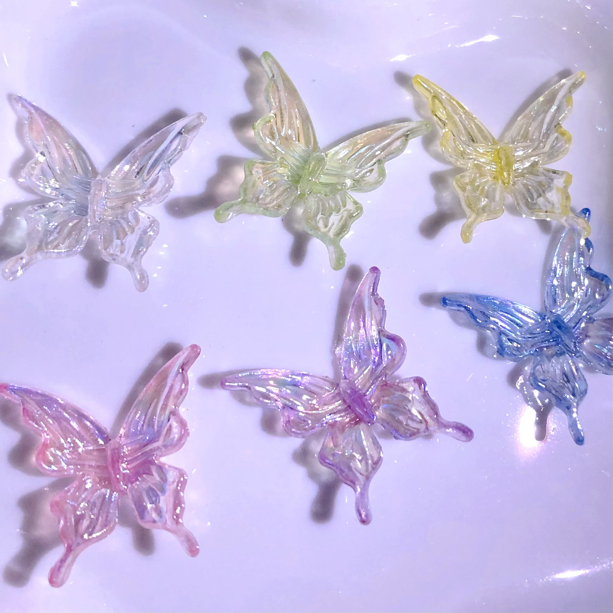有孔千纸鹤 仿珍珠透明彩立体亚克力蝴蝶diy奶油胶手机壳饰品配件