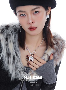 新款个性小众守护天使吊坠项链女