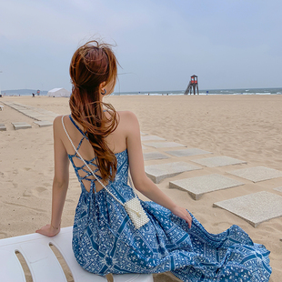 马度假露背连衣裙超仙民族风吊带长裙沙滩海边气质蓝色雪纺裙 梦