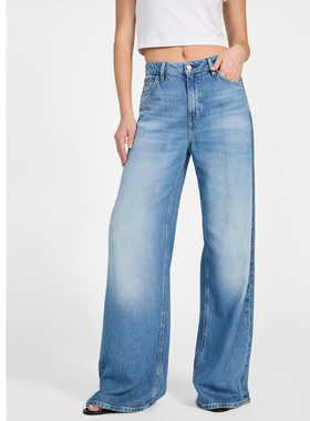 GUESS女士水洗磨白垂坠感阔腿牛仔裤-W5GA82D5B94