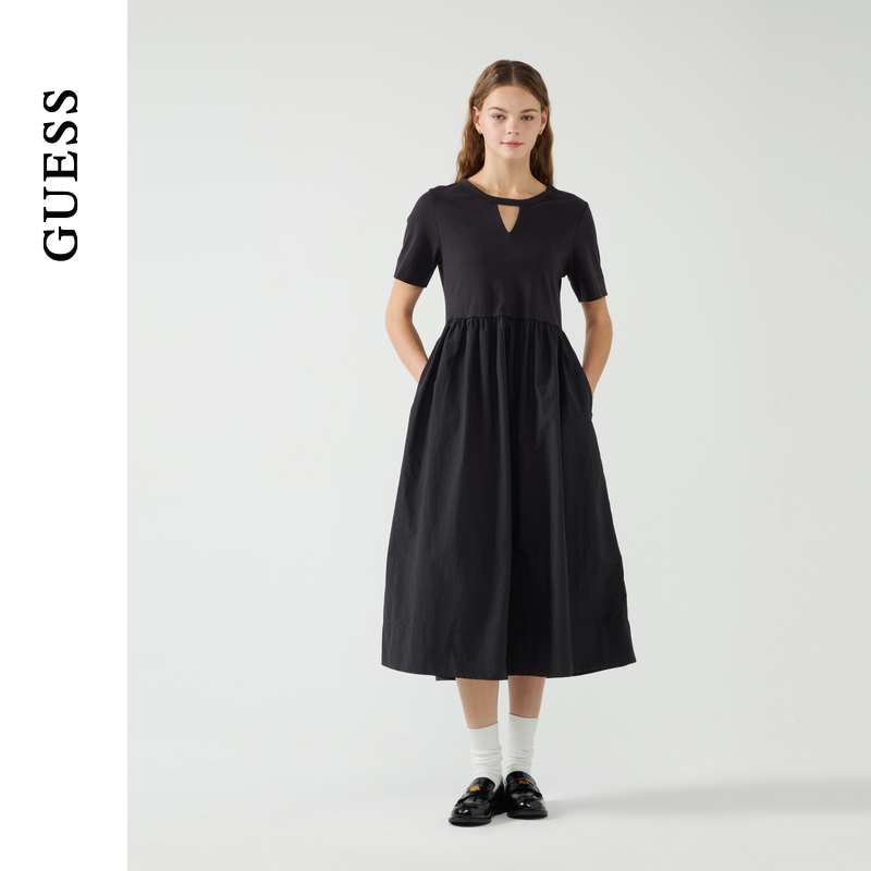 GUESS25年新款春季女士三角镂空气质纯色口袋小黑裙-W5PK1KK2Q40