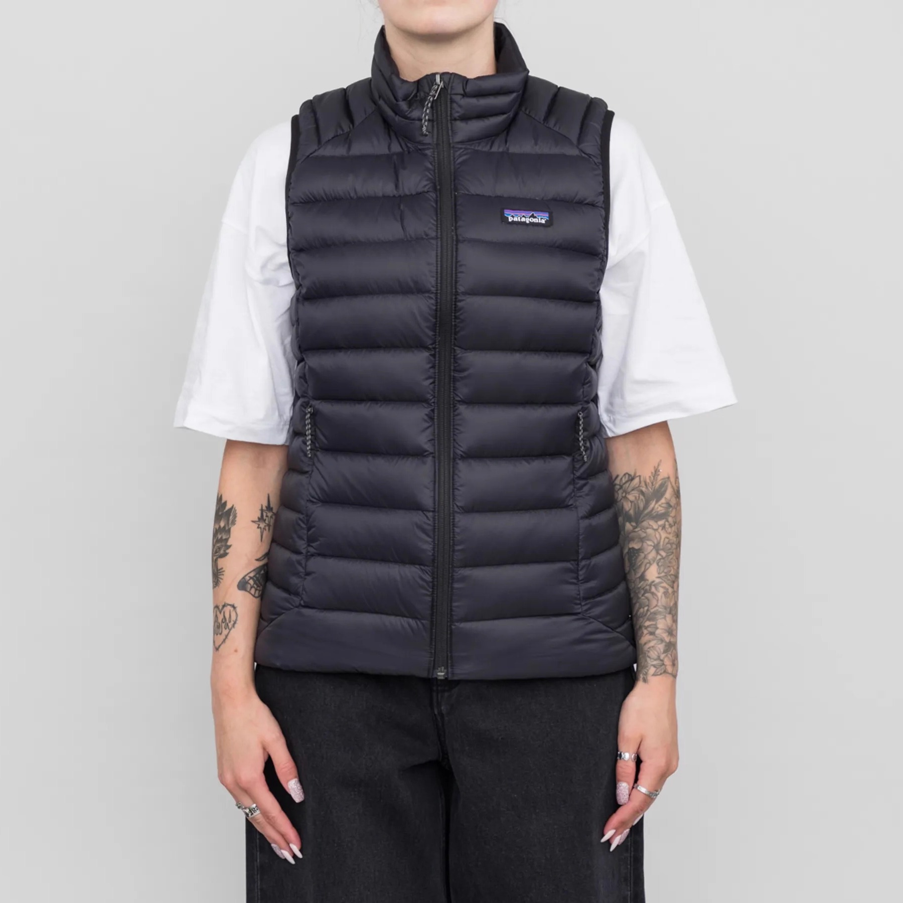 Patagonia Down Sweater 巴塔排骨羽绒马甲女款户外保暖背心84629