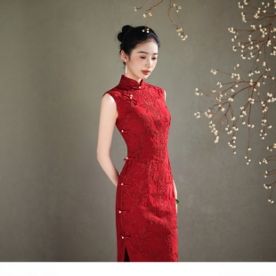 红色改良旗袍新娘敬酒服新中式订婚礼服裙结婚回门无袖刺绣连衣裙