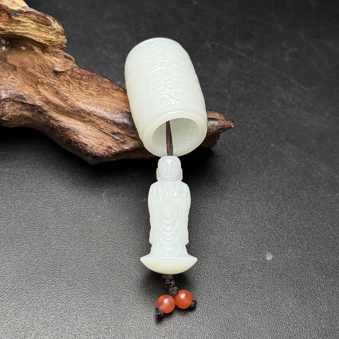 和田白玉心中有佛老料苏工吊坠