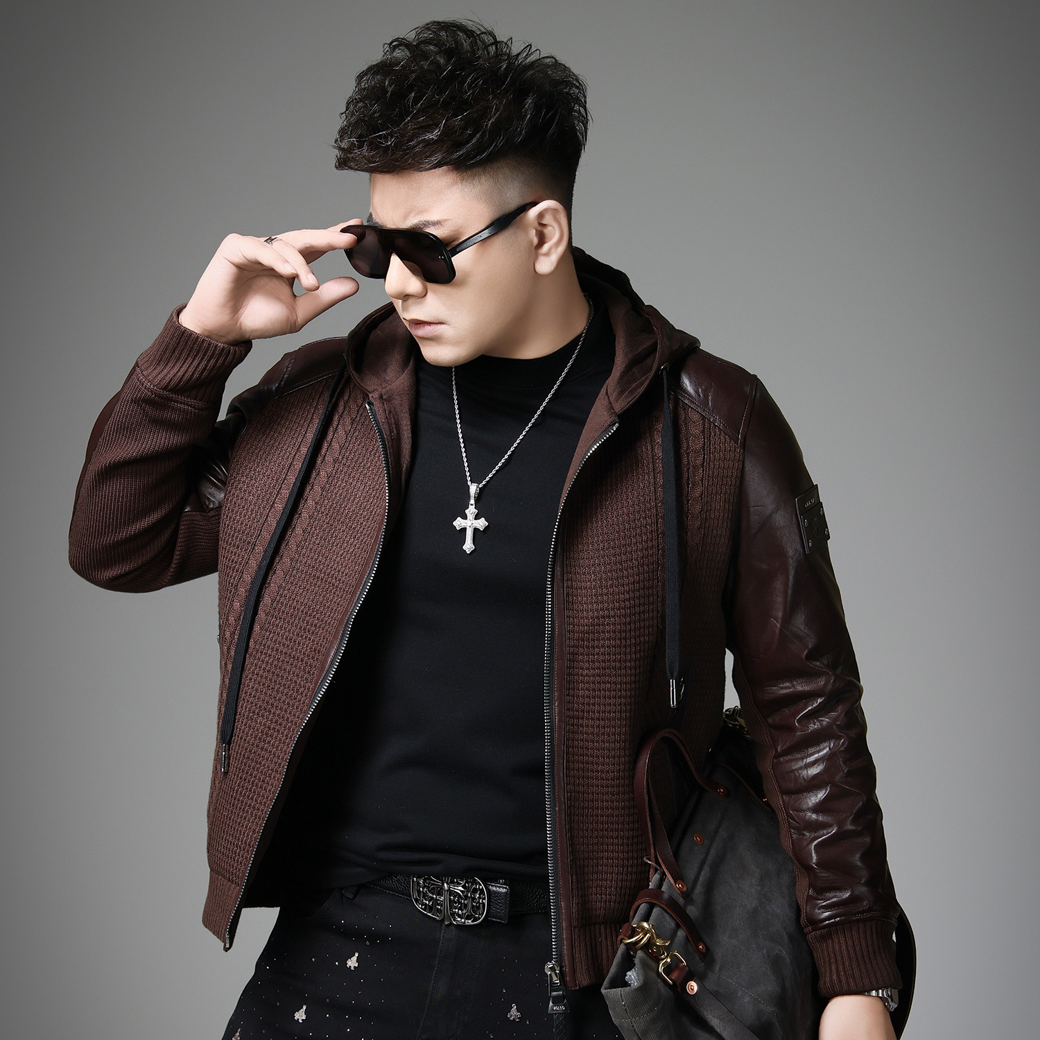 轻奢潮牌针织皮连帽羽绒服