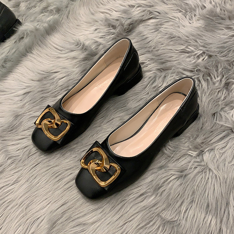 Low heel shoes women's 2021 new spring fashion versatile square head grandma shoes Korean version net red thick heel shallow mouth scoop shoes