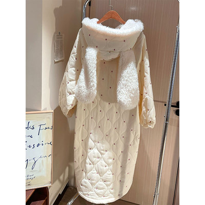 可爱卡通少女心印花夹棉睡袍女