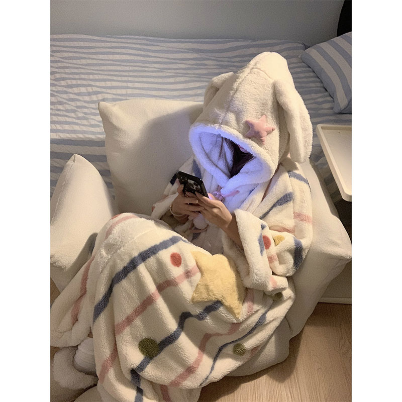 毛绒可爱兔斗篷珊瑚绒连体睡袍