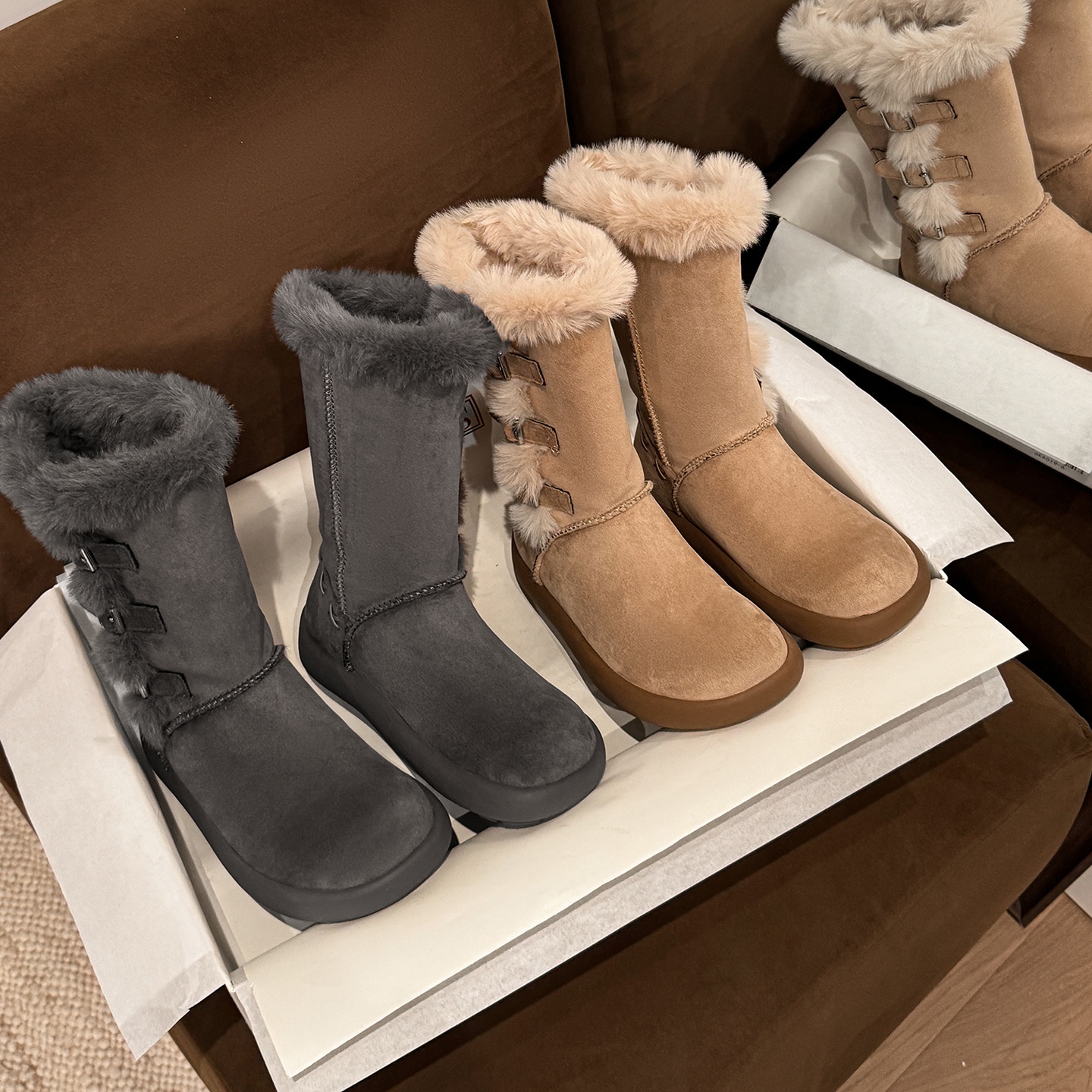 时尚圆头中筒皮带扣长绒雪地靴