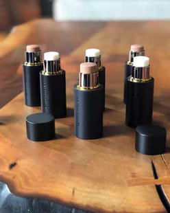 海淘 WESTMAN ATELIER 有机修容膏 高光棒 Biscuit Truffle