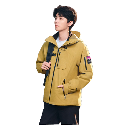 王俊凯同款骆驼户外三合一冲锋衣