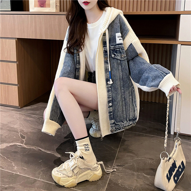 宽松慵懒风牛仔拼接毛衣开衫女秋冬新款韩版字母刺绣连帽针织衫厚