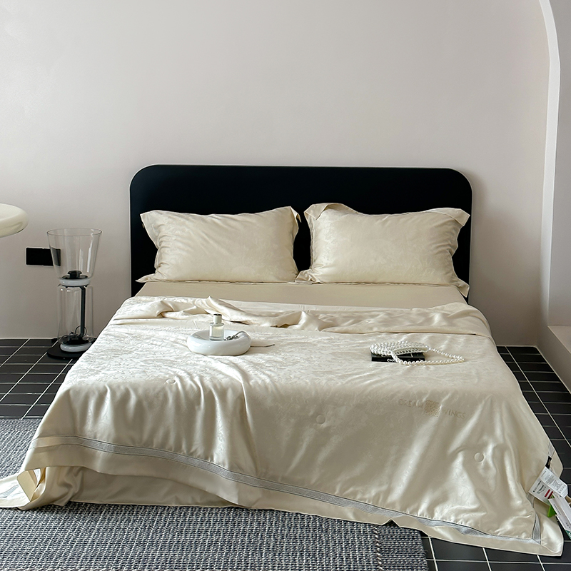 6A级可水洗桑蚕丝夏凉被四件套