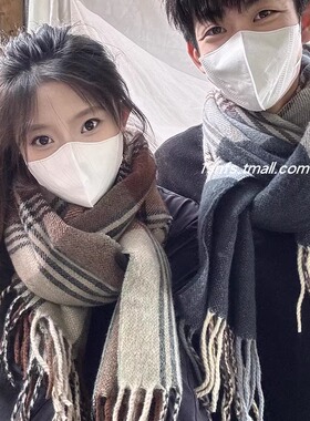 1sn冬季新款情侣围巾加厚流苏保暖撞色韩系围脖女盒装学生男礼物