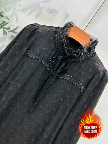 甜美蕾丝加绒淑女打底衫