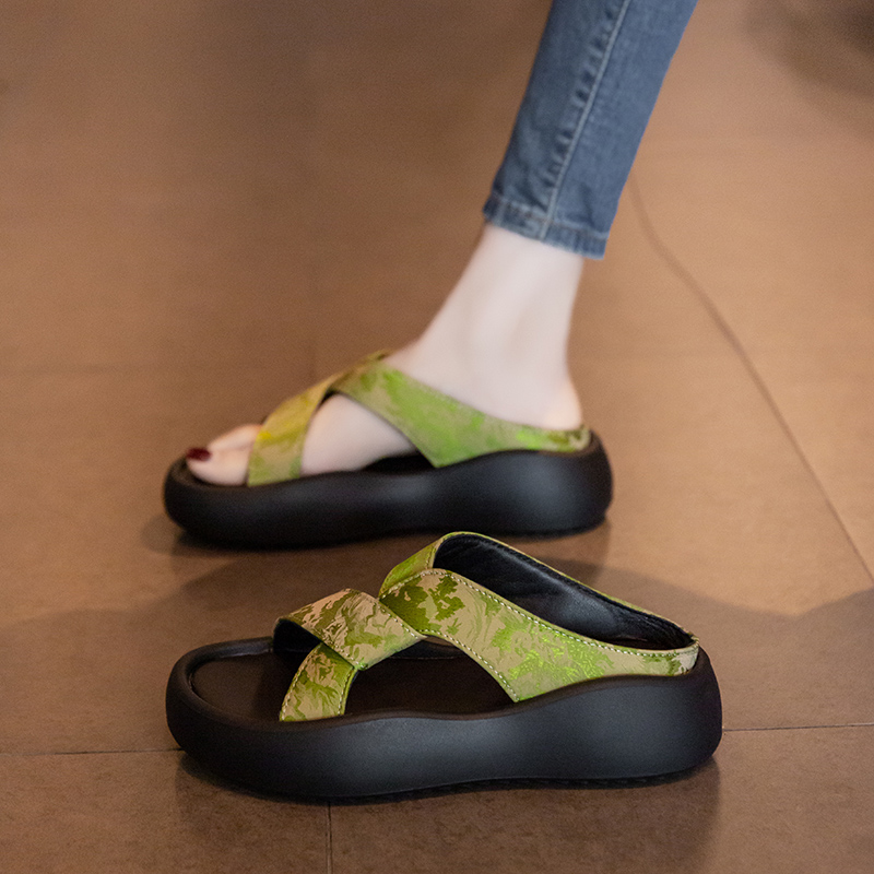 麦尔达松糕厚底凉拖鞋女