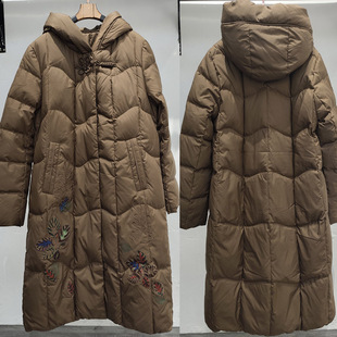 宝L高端女装秋冬羽绒服中长款气质优雅显瘦连帽刺绣盘扣复古个性