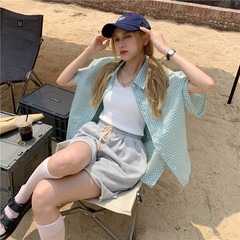 Real price! Plaid sunscreen shirt + high waist casual shorts with white suspender vest