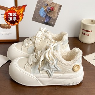 大头鞋子女童板鞋冬季新款星星儿童运动鞋加绒学生面包棉鞋增高