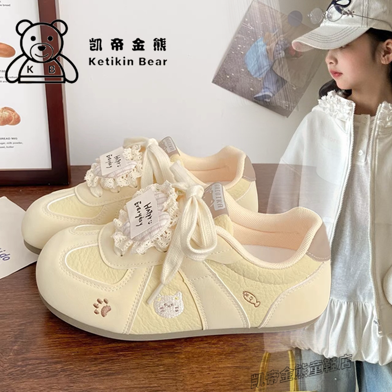 春秋女童奶黄阿甘鞋猫咪刺绣蕾丝软底防滑学生温柔风休闲鞋子可爱
